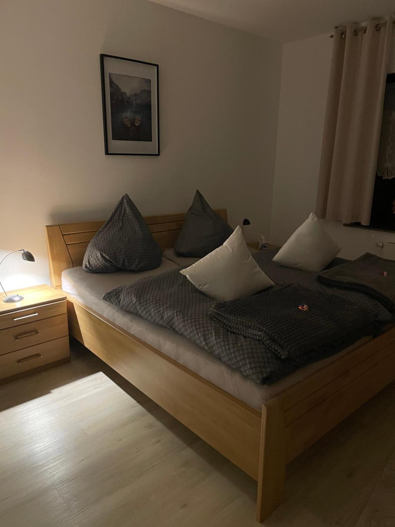 Deni'S Ferienwohnungen Klotten Esterno foto